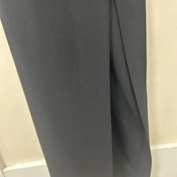 Solace London Black One-Shoulder Dress - Picture 4 of 6